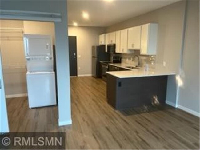 Photo - 3701 American Blvd E Apartamento Unidad 504