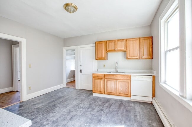 Photo - Newly Remodeled Spacious 3 Bedroom Apartment Unit 2nd Floor