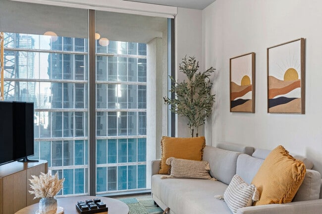 Photo - 11 NE 6th St Unidad SI ID1388267P