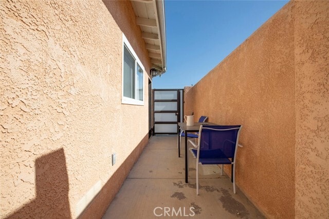 Photo - 14728 Kingsbury St