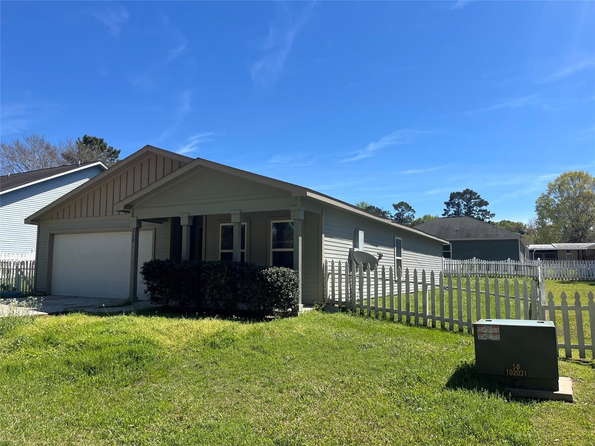 Photo - 339 Red Clover