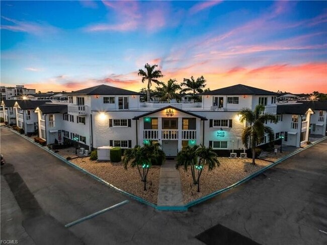 Building Photo - 3704 Broadway Unit Apt 112-A