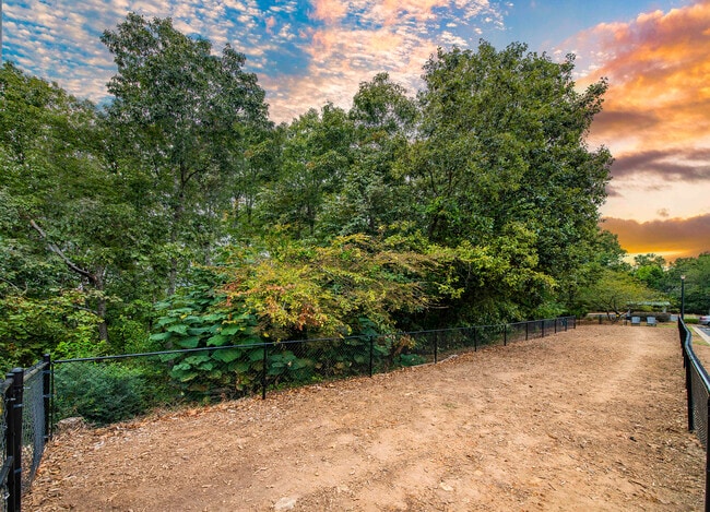 Photo - MAA Eagle Ridge