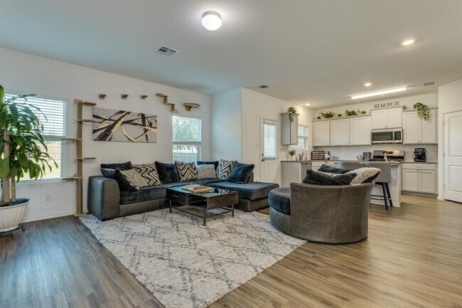 Photo - 7905 Prairie Rye Dr