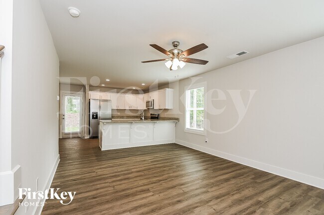 Photo - 6955 Overton Cir