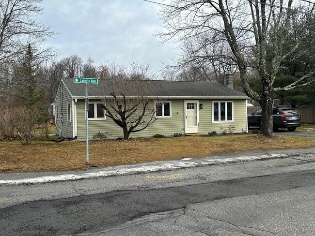 Photo - 2 Laperle Ave