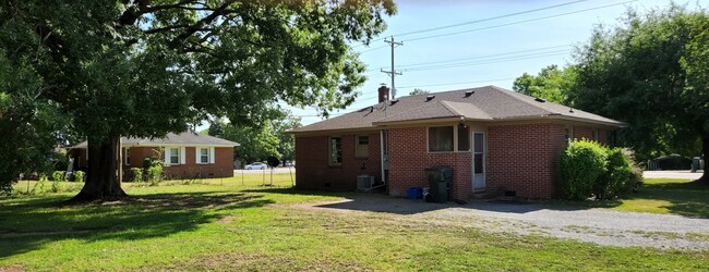 Photo - 1324 Mt Gallant Rd