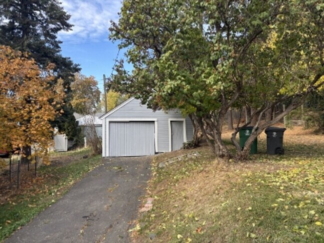 Photo - 229 Cherry St