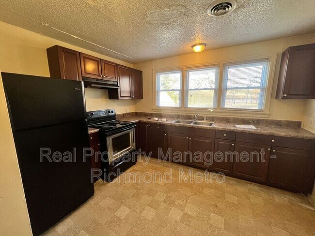 Photo - 4907 Chamberlayne Ave House