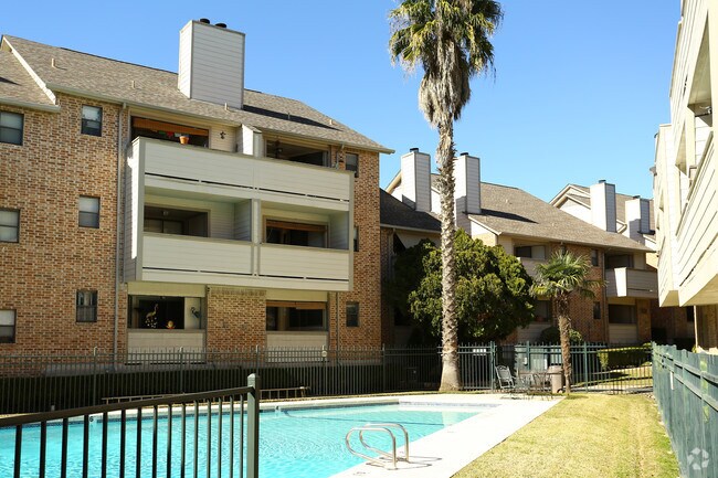 Photo - Woodland I I Condos