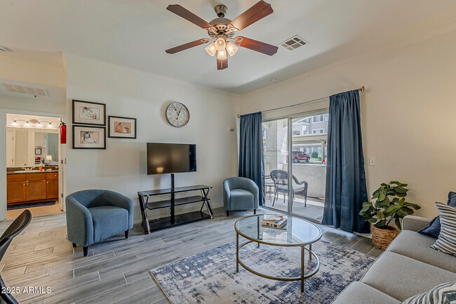 Photo - 5345 E Van Buren St