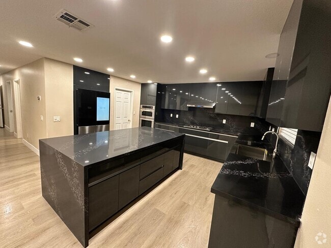 Building Photo - 32654 Via Perales Rental