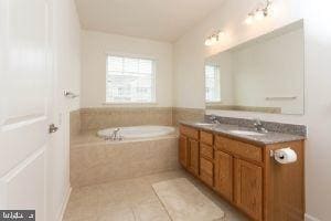 Photo - 20013 Newry Dr Unit 7
