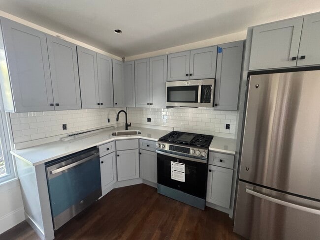 Photo - 12 Hunting St Unidad 1 Rental