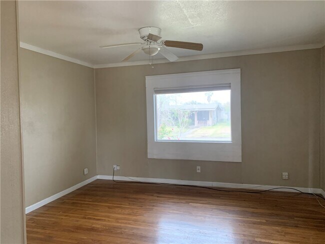 Photo - 946 Rickey Dr