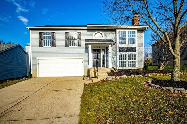 Building Photo - Fully Furnished Luxury Rental