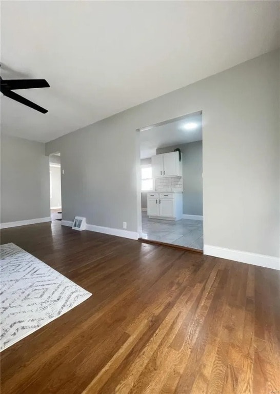 Photo - 1349 Kraft St