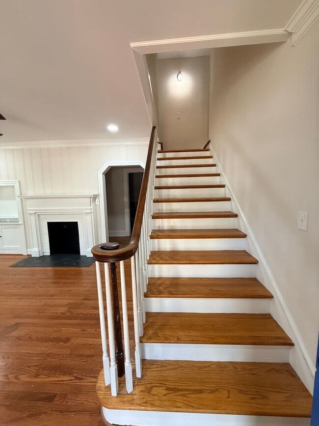 Photo - 1503 Branch St NW