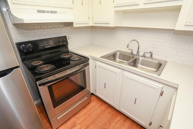 Photo - 3421 Tricon Lane Unit #11 Unit #11