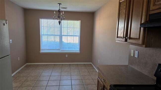 847 Rambling Oaks Dr