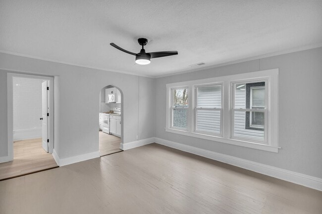 Photo - 1048 Sandusky Ave Unit B