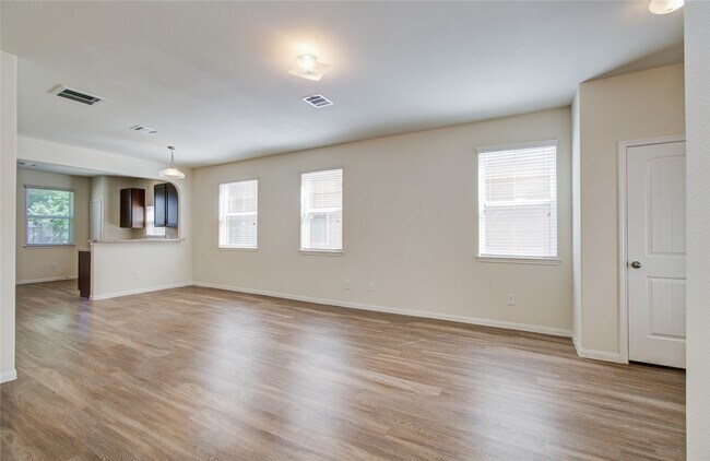 Photo - 10410 Solitude Way