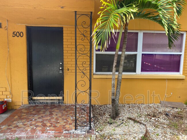 Photo - 500 N Mars Ave