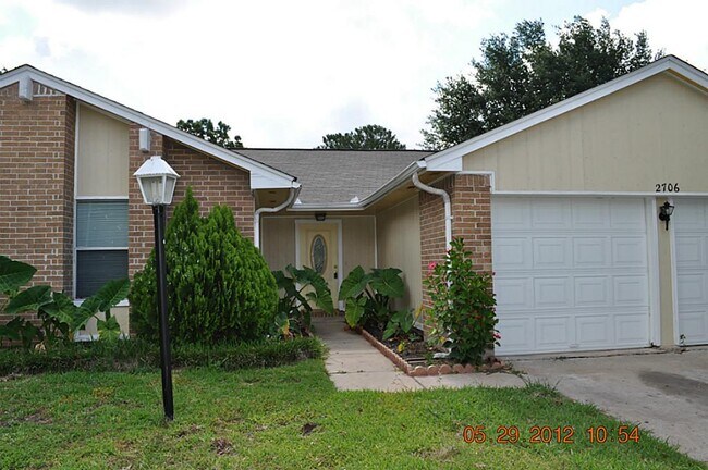 Photo - 2706 Sunbird Dr