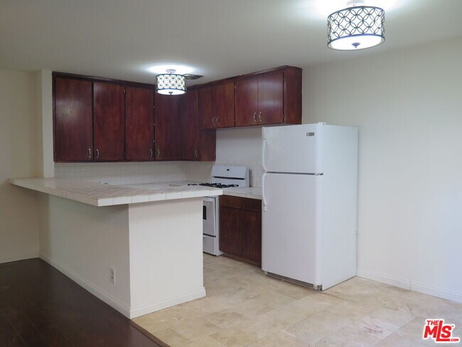 Photo - 3603 Mentone Ave Unit 6