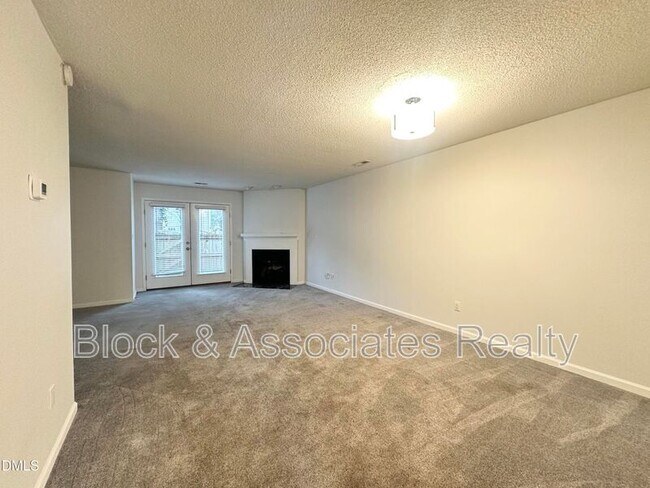 Photo - 5620 Bridgetowne Way