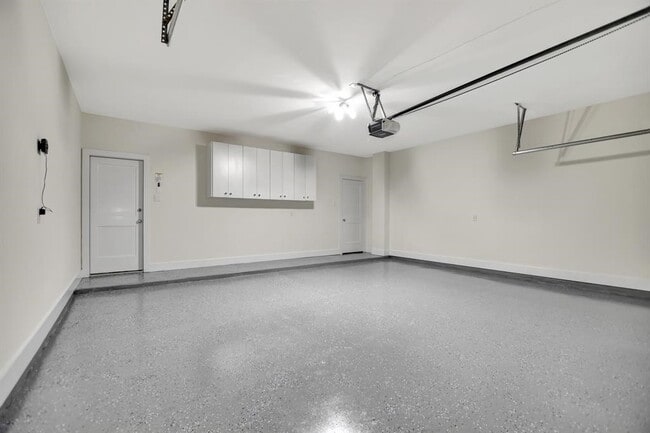 Building Photo - 20 Evanston St