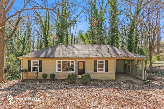 Building Photo - 618 Hickory Trail SE