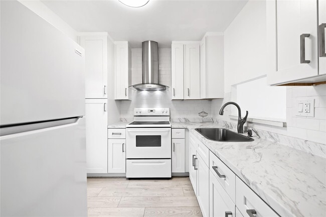 Building Photo - 5031 W Oakland Park Blvd Unit 309