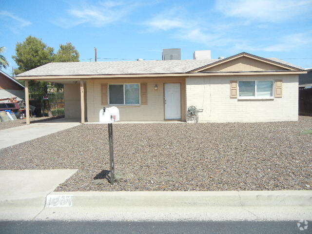 Building Photo - 1234 E Sahuaro Dr Rental