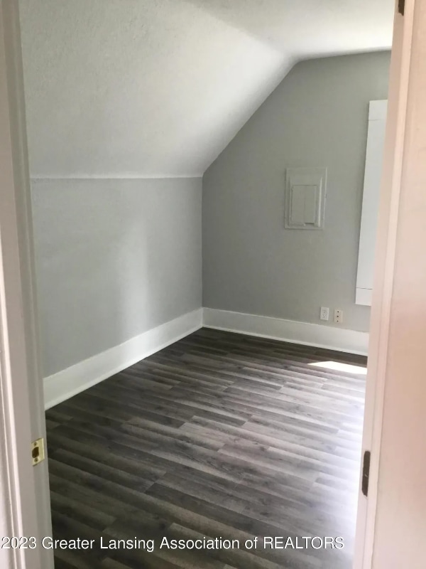 Photo - 1037 E Oakland Ave Unit 2