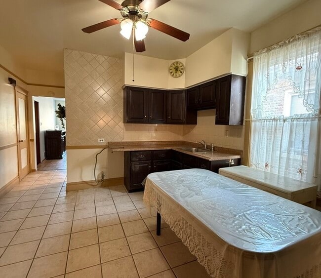 Photo - 5438 S Washtenaw Ave.