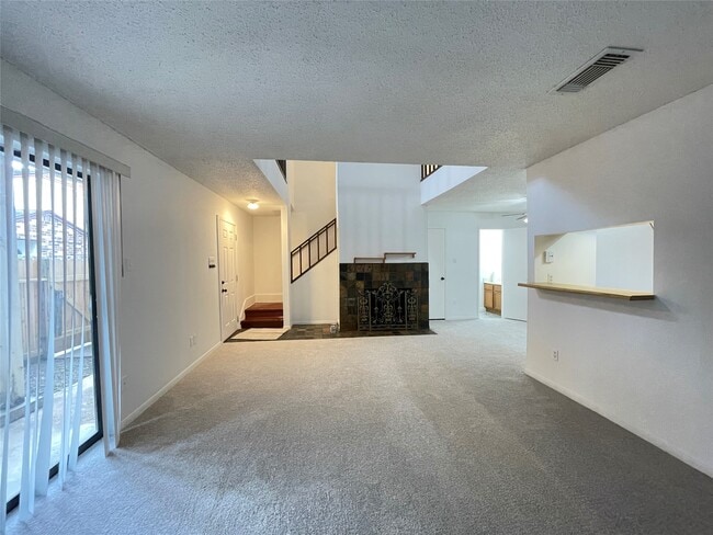 Building Photo - 3909 Tanglewilde St Unit 3909