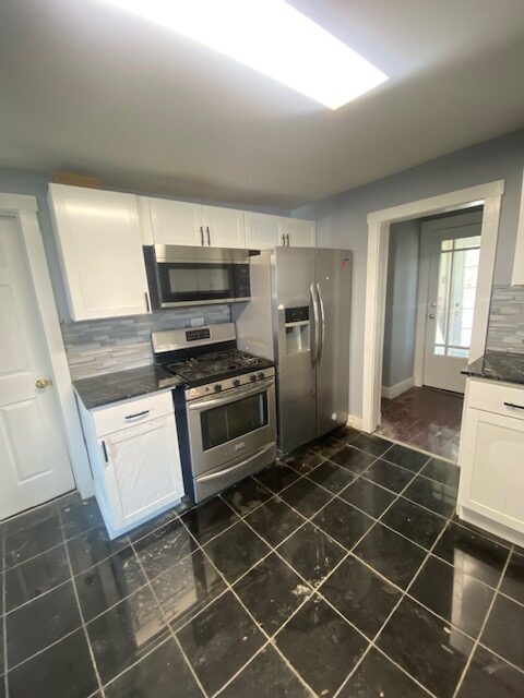 Photo - 1710 E Fayette St Apartments