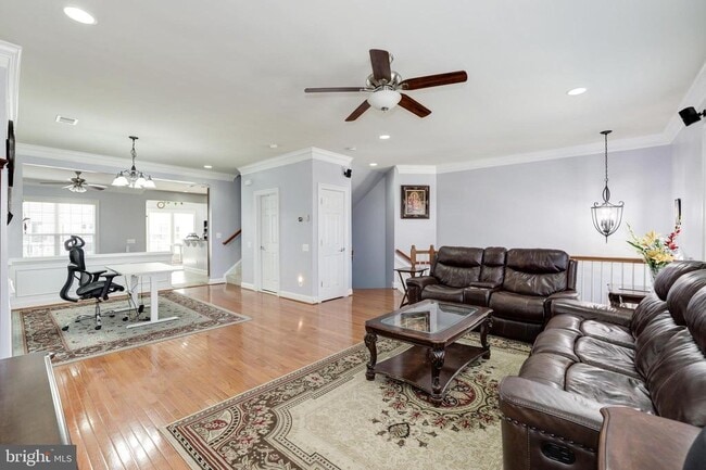 Photo - 43583 White Cap Terrace