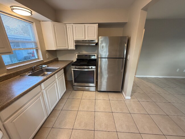 Photo - 1407 S Madison Ave Unit Apt A