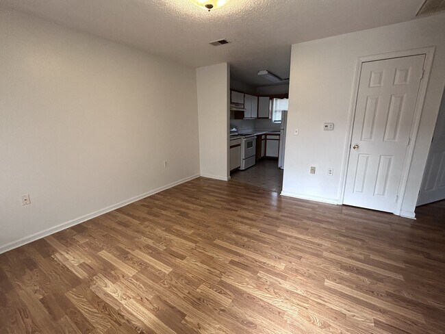 71 Driftwood Cir