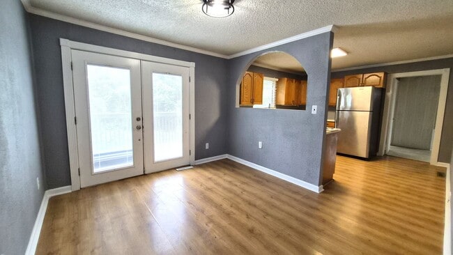Photo - 332 N Fishtrap Rd