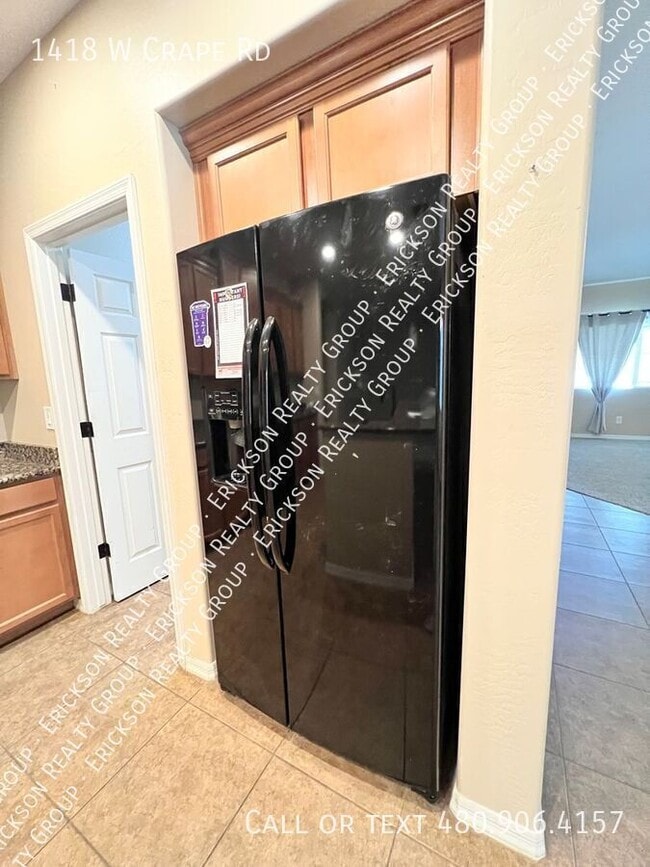 Photo - 1418 W Crape Rd