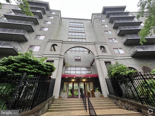Building Photo - 3750-78 Main St Unit 408 Rental