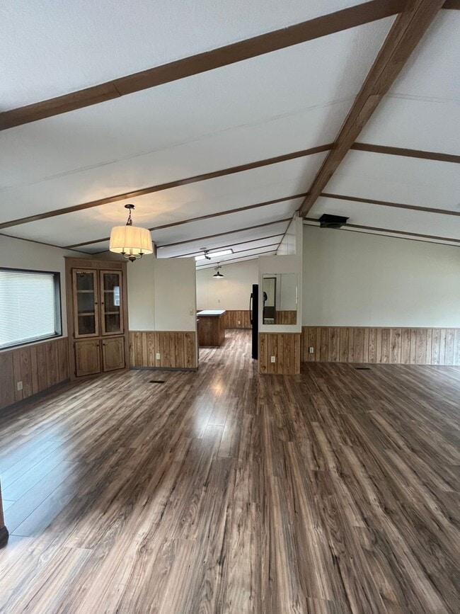 Photo - 3-Bedroom 2-Bathroom home with HUGE Shop in Cedar Flats