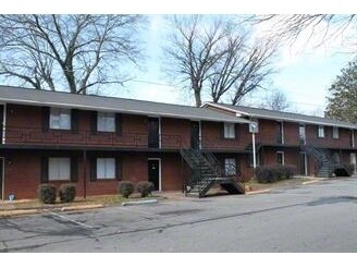 Magnolia Gardens - Bloom at Mainstreet