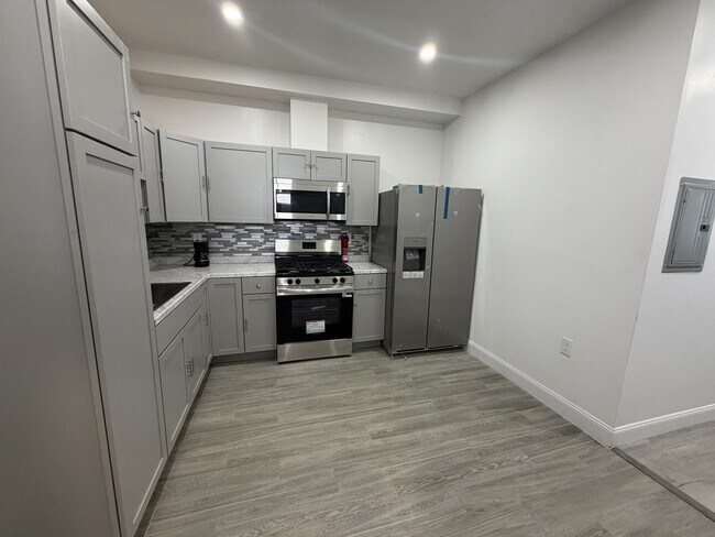 Photo - 415 S 10th St Unit APT 1