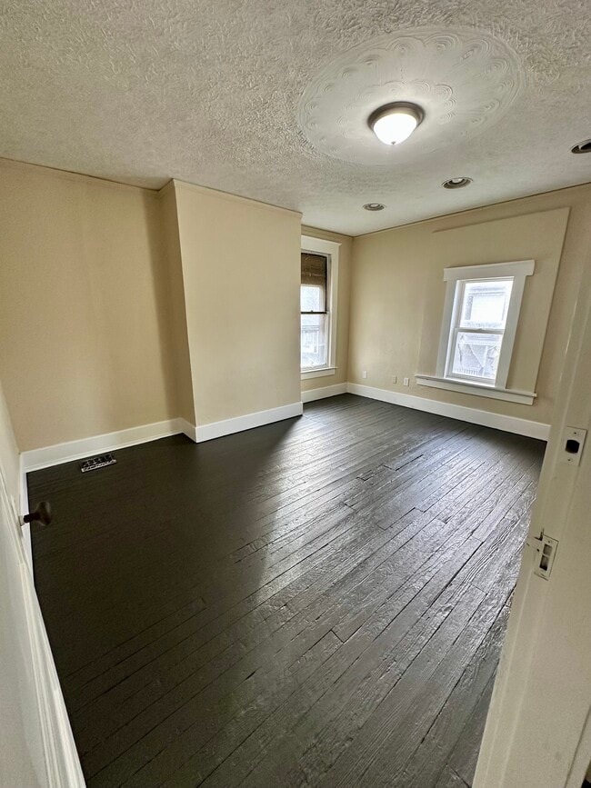 Photo - 735 Fountain Sq Unidad 735.5 Up