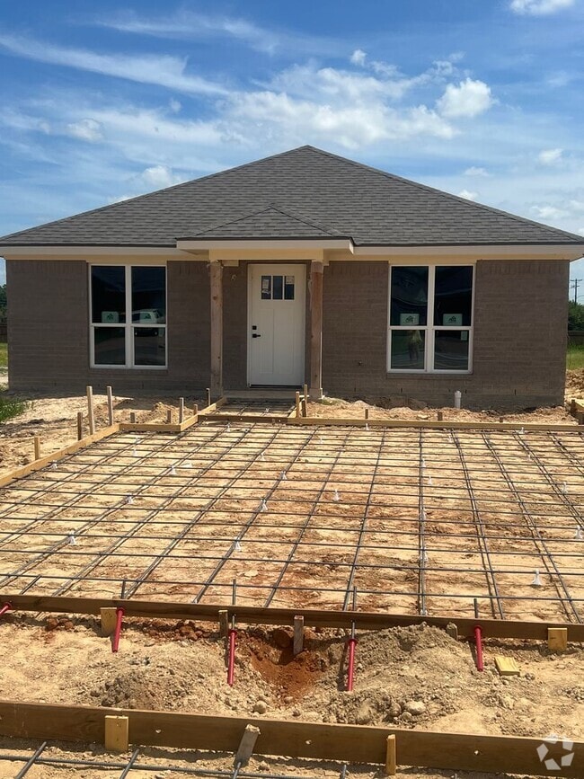 Building Photo - BRAND NEW BUILD Rental