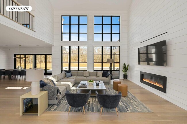 Photo - 261 Toppings Path